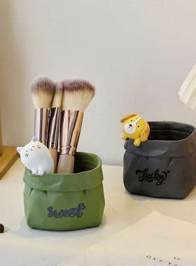 卡通可爱动物笔筒办公室电脑工位桌面小摆件卧室化妆桌收纳装饰品