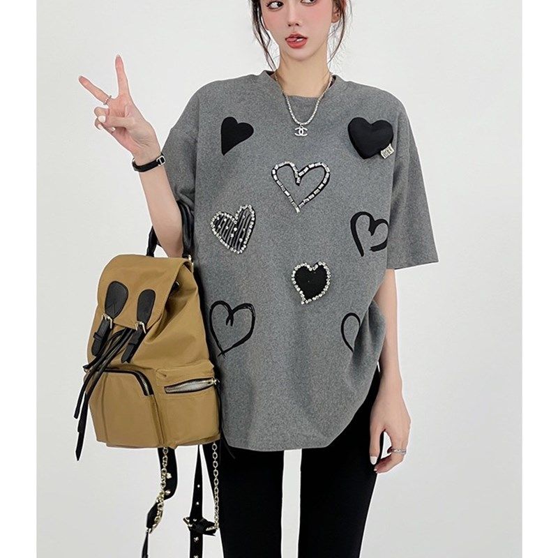 胖mm春夏新款设计感爱心烫钻手缝爱心短袖上衣宽松遮肉大码T恤潮,女装/女士精品,大码内搭,淘宝优惠券,粉丝福利购,淘宝优惠卷