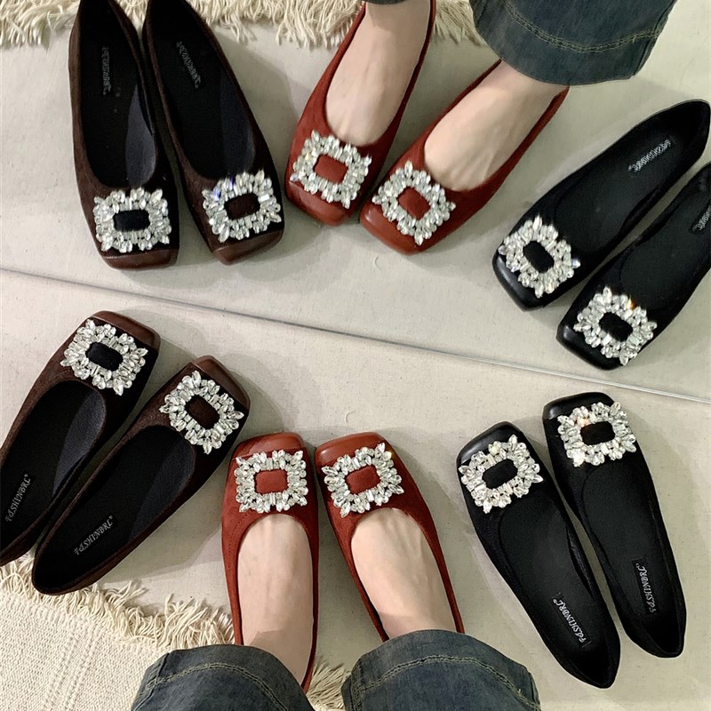 平底复古绒面黑色单鞋女鞋子v2024新款春秋冬季方头水钻软底通勤