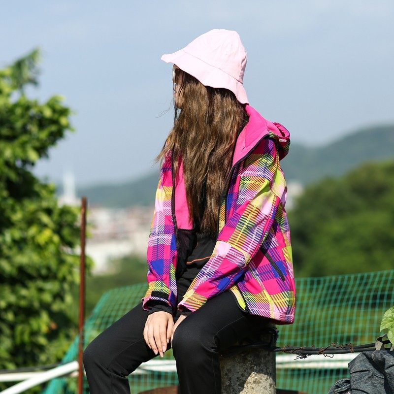 户外时尚格子软壳衣女上衣透气抓绒衣女保暖花色冲锋衣女徒步修身