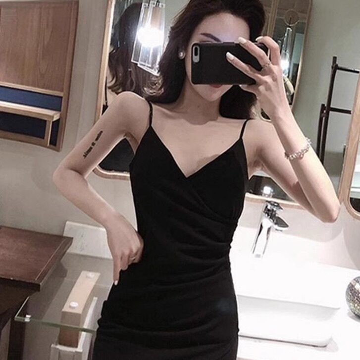 黑色技师工作服低胸性感连衣裙女夏小个子气质紧身高级感吊带黑裙