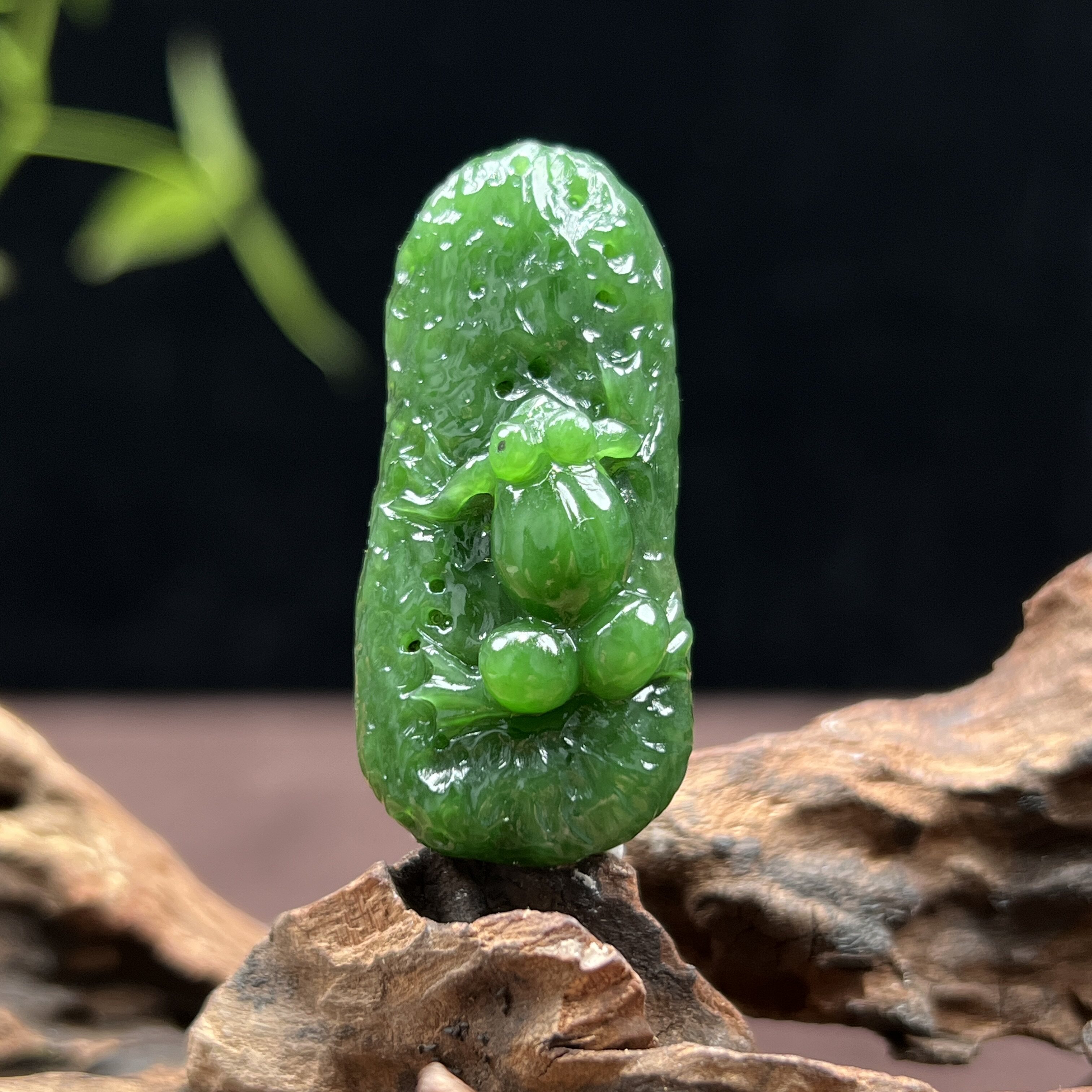 中证珠宝纯天然和田玉俄碧老坑碧玉呱呱来财吊坠挂件精品招财挂坠