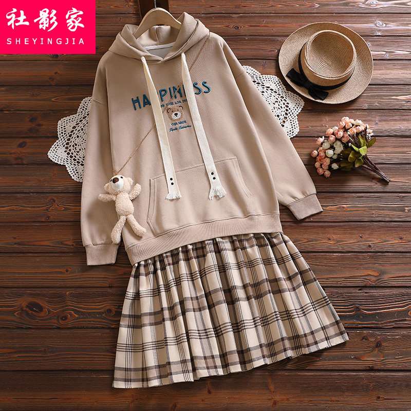 加绒加厚连衣裙少女2025秋冬新款初中高中学生假两件甜美卫衣裙子