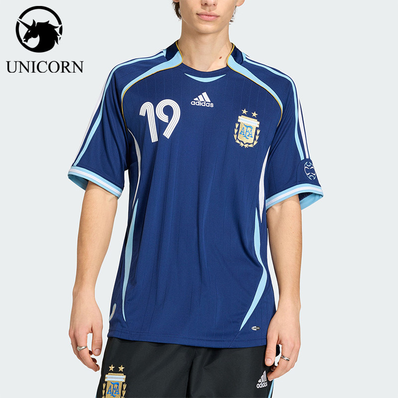 Adidas/阿迪达斯正品夏季男士透气复古足球球衣运动短袖T恤JN3709