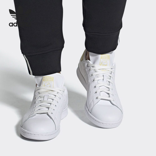 Adidas/阿迪达斯正品 当季新款三叶草男女运动休闲鞋 EF4335