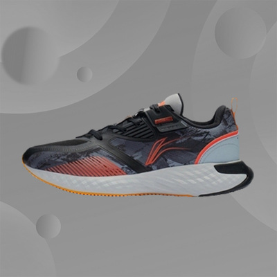 李宁跑步鞋男女新款年冬防护云减震防泼水运动鞋AGLR233