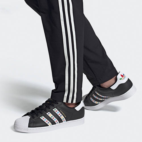Adidas/阿迪达斯正品当季新款三叶草串标运动鞋复古休闲鞋FZ0058