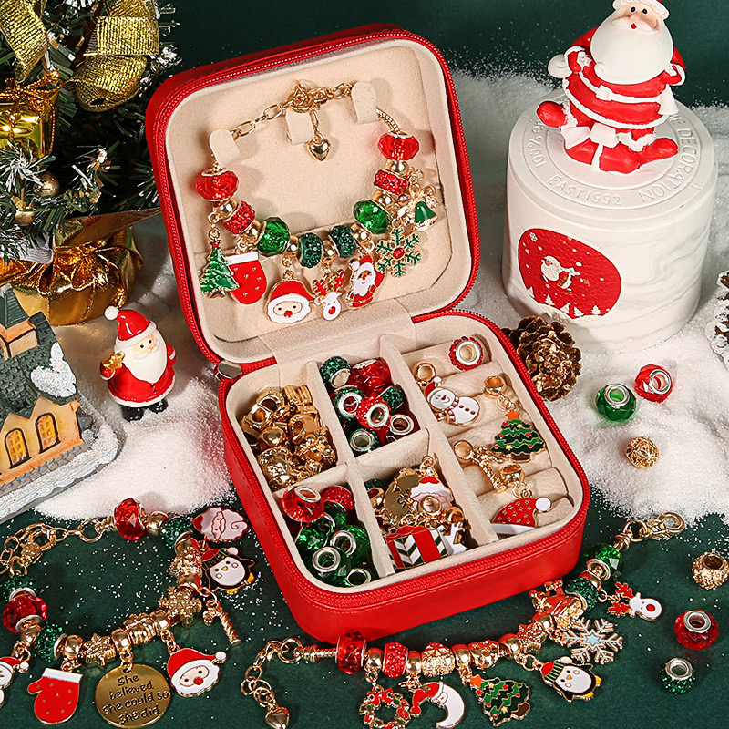 女孩耶诞手錬串珠手工饰品配件礼物手串配饰吊坠珠子散珠diy材料