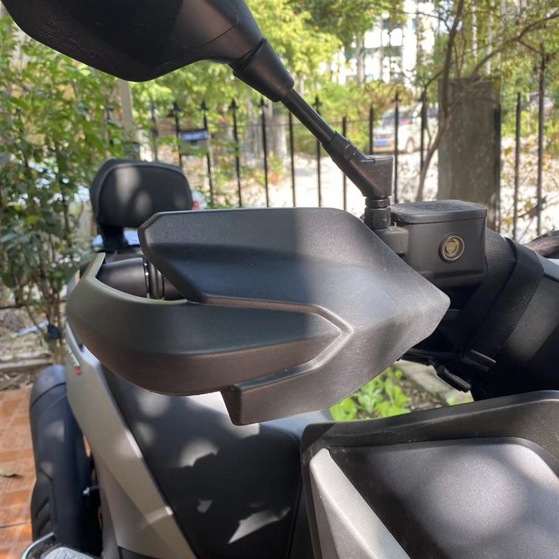 适用无极SR0GT改装 车把挡风加高护手加厚手把挡风板