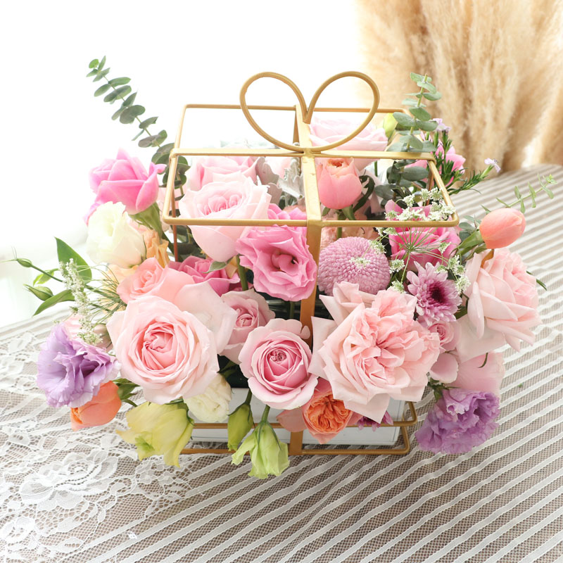 爱的花篮鲜花速递金属花架吸色郁金香北京天津送老师同城配送