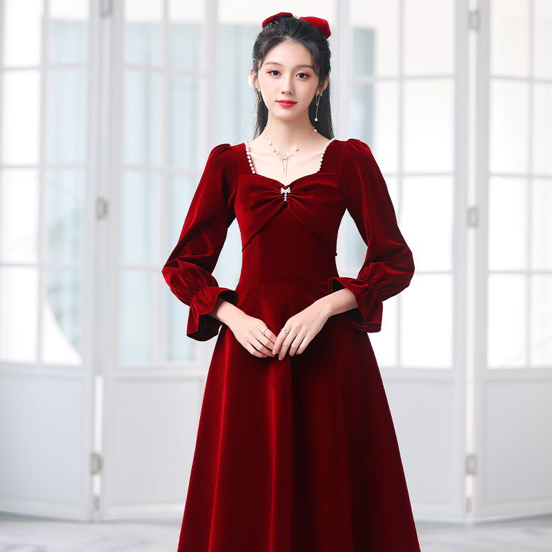 敬酒服新娘小个子平时可穿红色高端订婚连衣裙日常丝绒礼服出阁宴