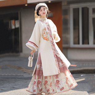明制汉服春秋款 国风拜年服 成人女外套披袄加绒加厚搭配马面裙套装