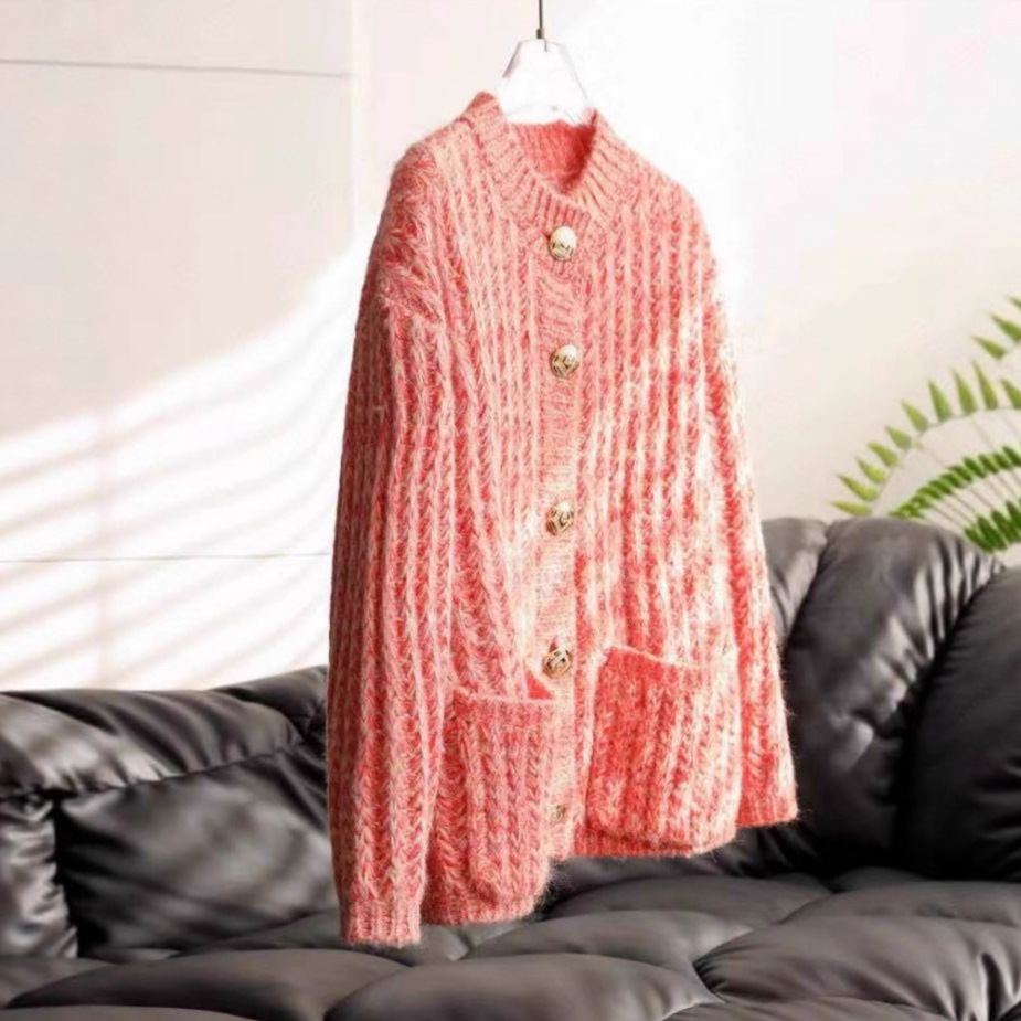 篙阶法单柜3.1K+杨采钰同款巨显白红茶风羊毛粗针针织开衫外套