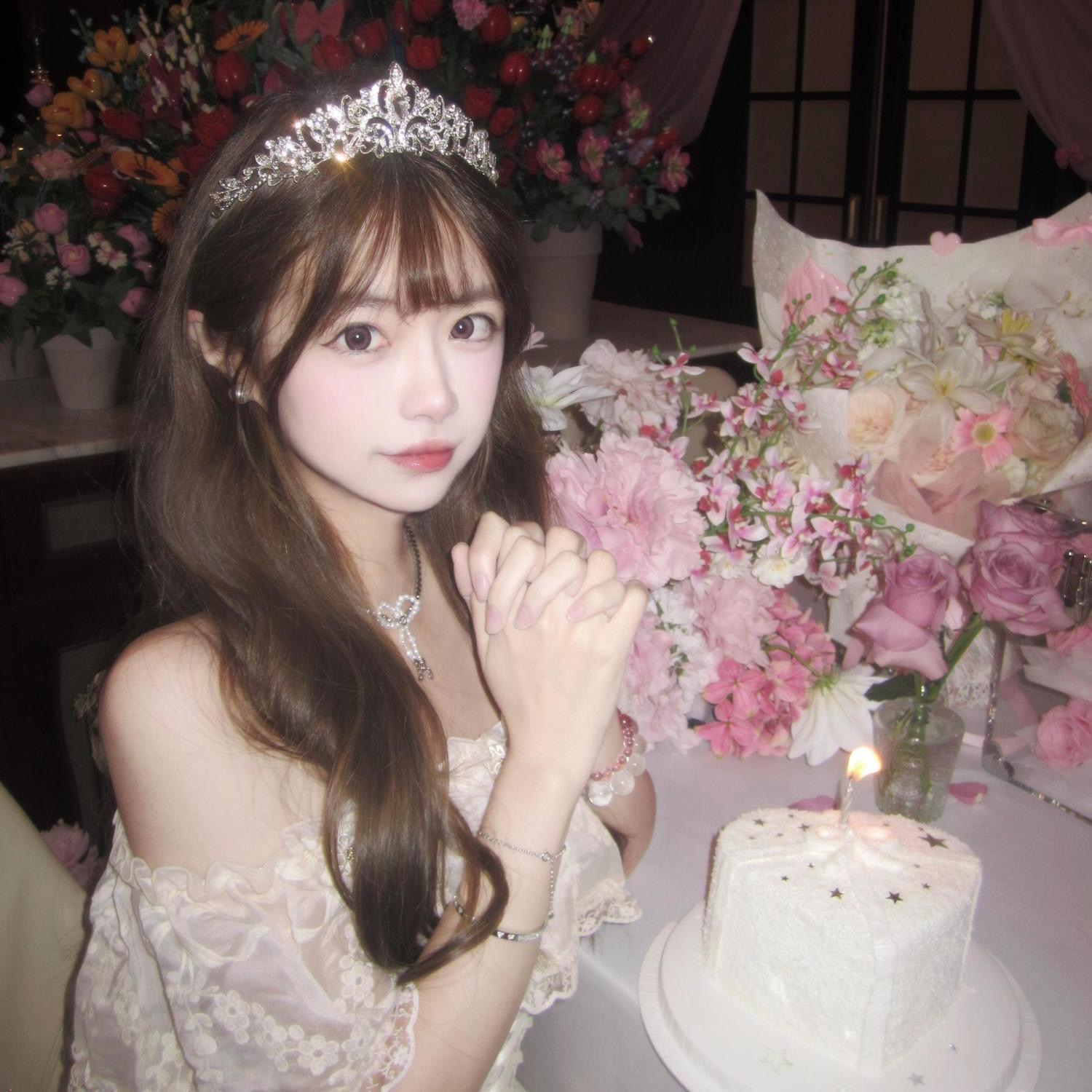 公主水晶皇冠头饰女十八岁成人礼生日女神发箍高级感新娘王冠发饰