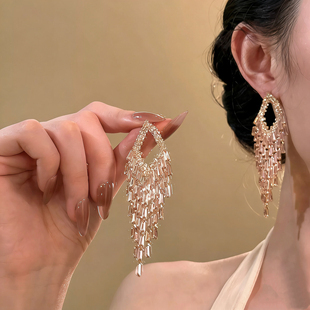 冷艳美人~超闪满钻锆石流苏耳坠气质高级宴会晚礼服耳饰独特耳环