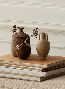 丹麦Ferm Living复古迷你小花瓶陶瓷日式单支花器客厅摆件装饰