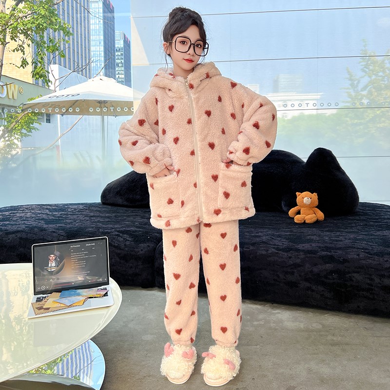 洋气冬季女童法兰绒睡衣爱心甜美加厚珊瑚绒连帽保暖家居服两件套