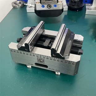 CNC五轴自定心虎钳精密重型夹具V双向定心台钳