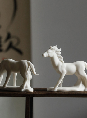 陶瓷生肖马动物小摆件 家居桌面小白马微景观鱼缸造景装饰工艺品