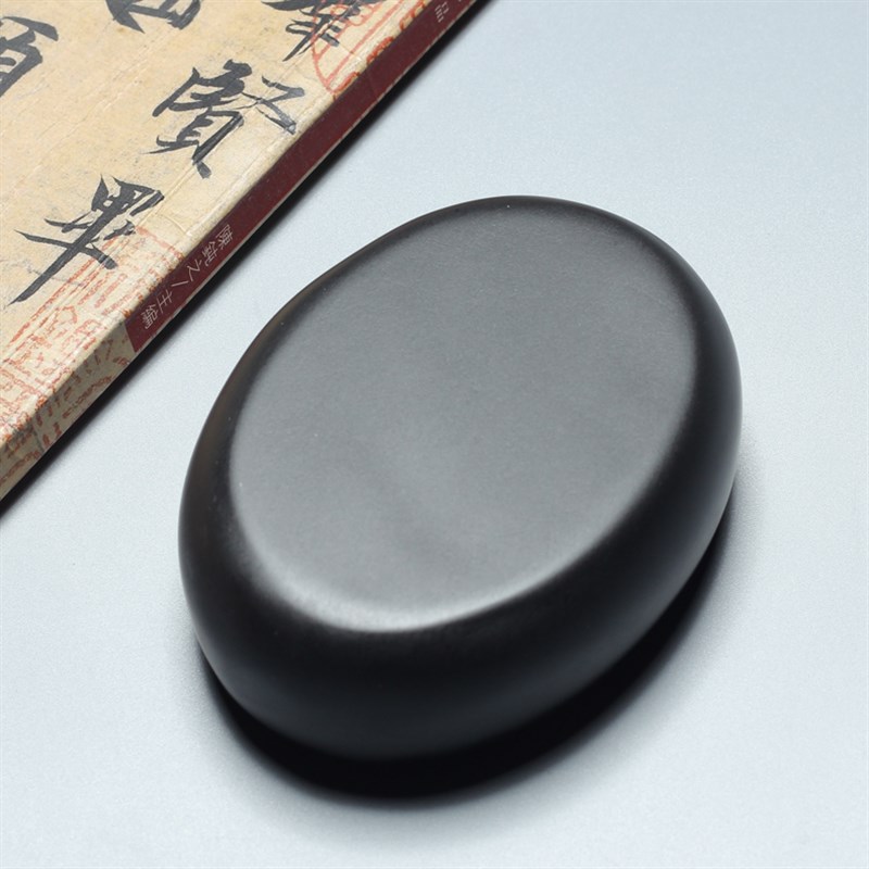 小楷墨池砚台掌中把玩素砚文房墨碟抄经歙砚天然黑龙尾仓端