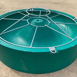 加厚小猪料槽圆槽保育猪喂料复合养殖仔猪补料分格养猪食槽喂料盆