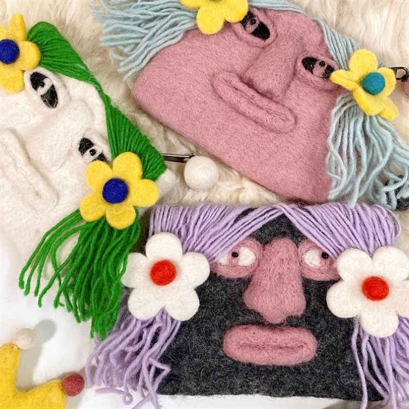 尼泊尔纯羊毛人脸包羊毛毡丑萌礼物零钱包手工毡包创意收纳礼品包