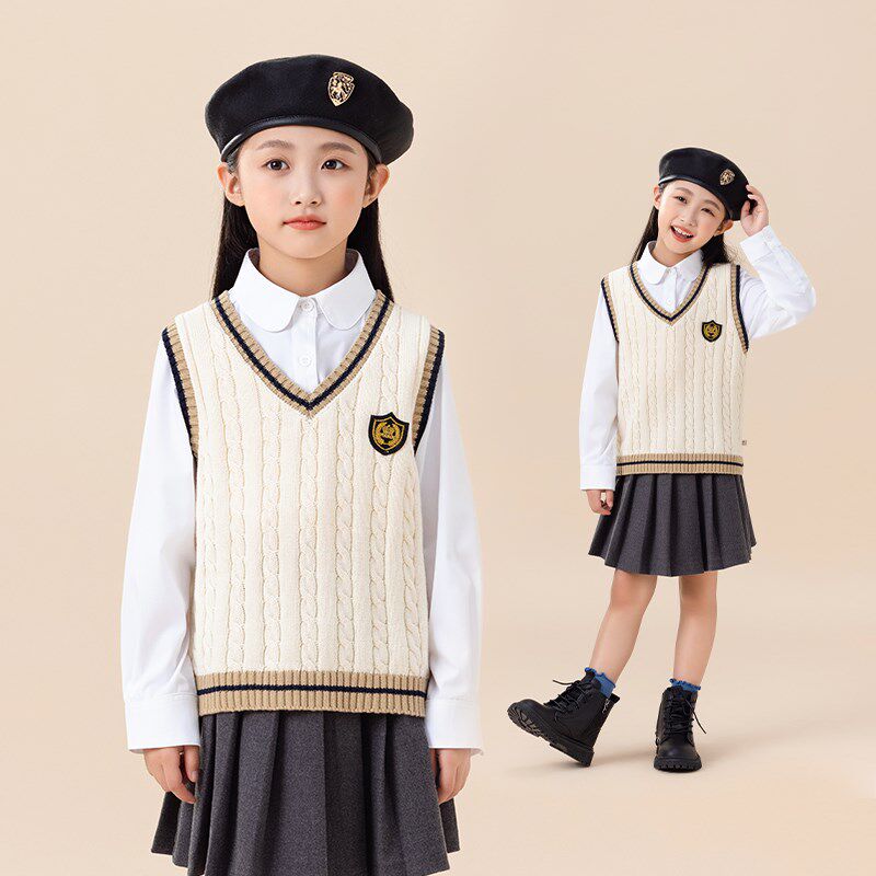儿童针织马甲秋冬2024新款女童套头加绒毛衣背心纯棉学院风针织衫