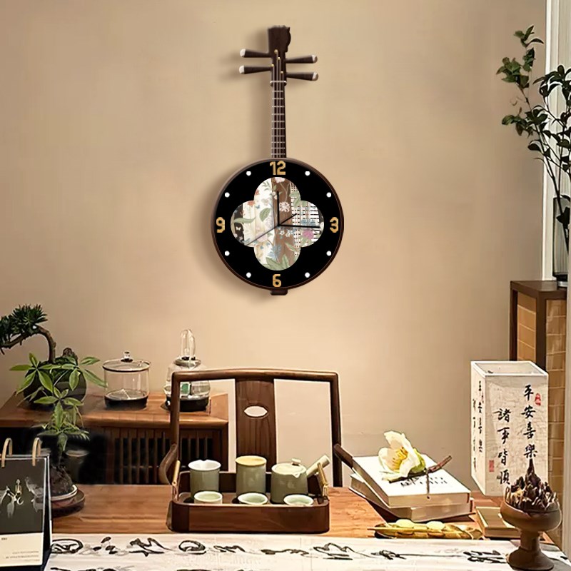中古风客厅钟表装饰画创意琵琶时钟格栅电视墙静音镜子挂钟画