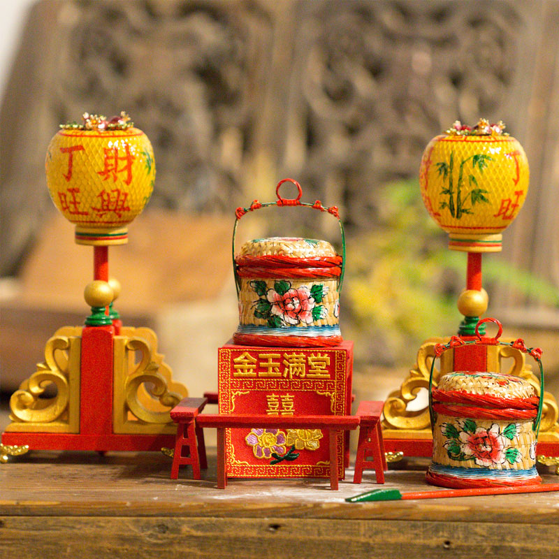 潮汕八仙桌潮州文化特色摆件迷你长椅子配桌裙红色四方桌神桌