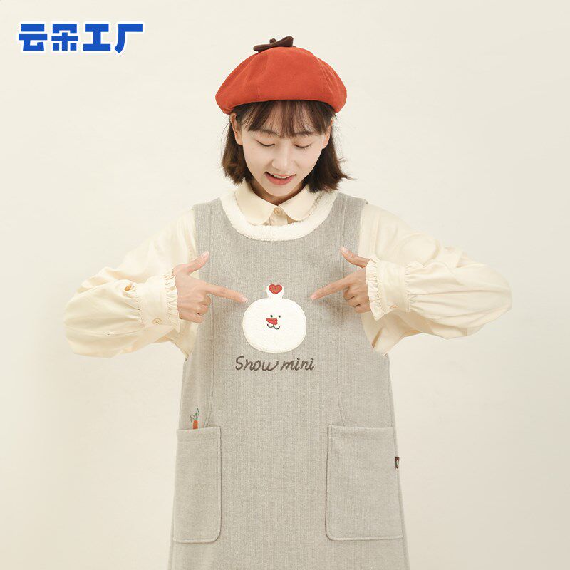 云朵工厂小雪人贴布绣拼接背心裙秋冬季无袖连衣裙打底裙中长款女