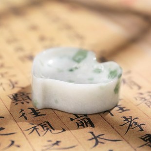 兰斋文房 玉桃 天然翠玉玉石爱桃子笔搁笔添笔山镇纸墨碟砚台小楷