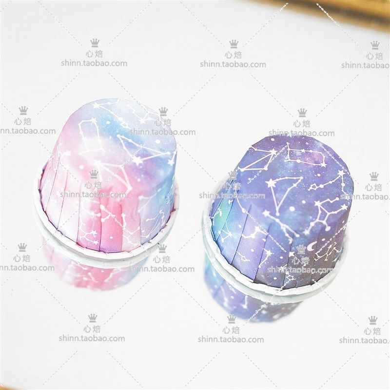 圣诞节金银盖子大号中号100杯子蛋糕围边马芬纸杯粉红星空白色