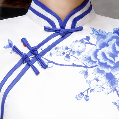 青花瓷旗袍长款复古中国风气质年轻改良连衣裙走秀演出女装加大码