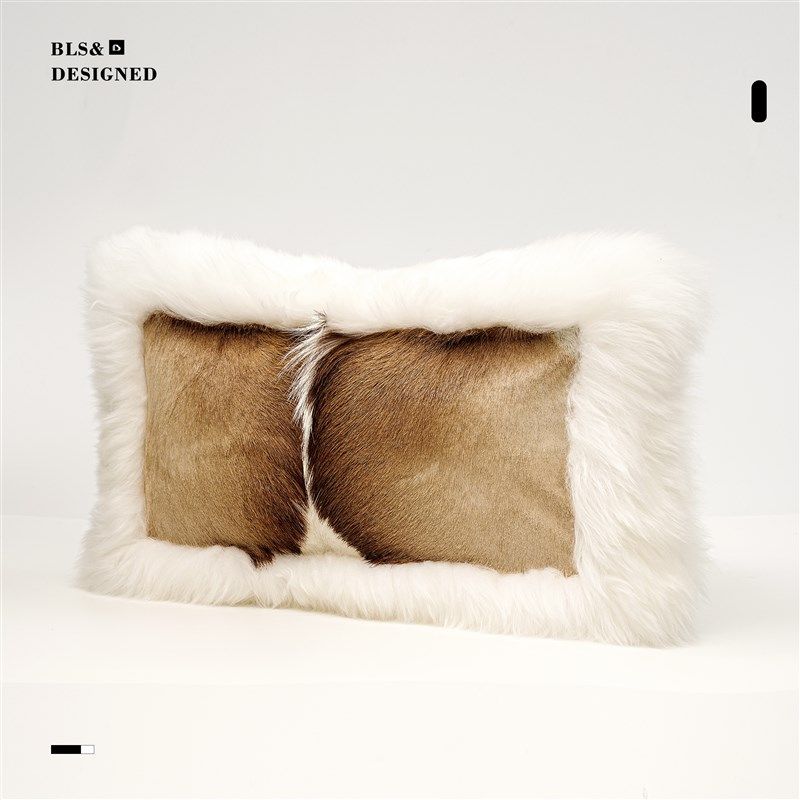柏洛斯样板间可爱柯基臀咖棕色渐变皮草轻奢高级感咕臣套抱枕靠垫