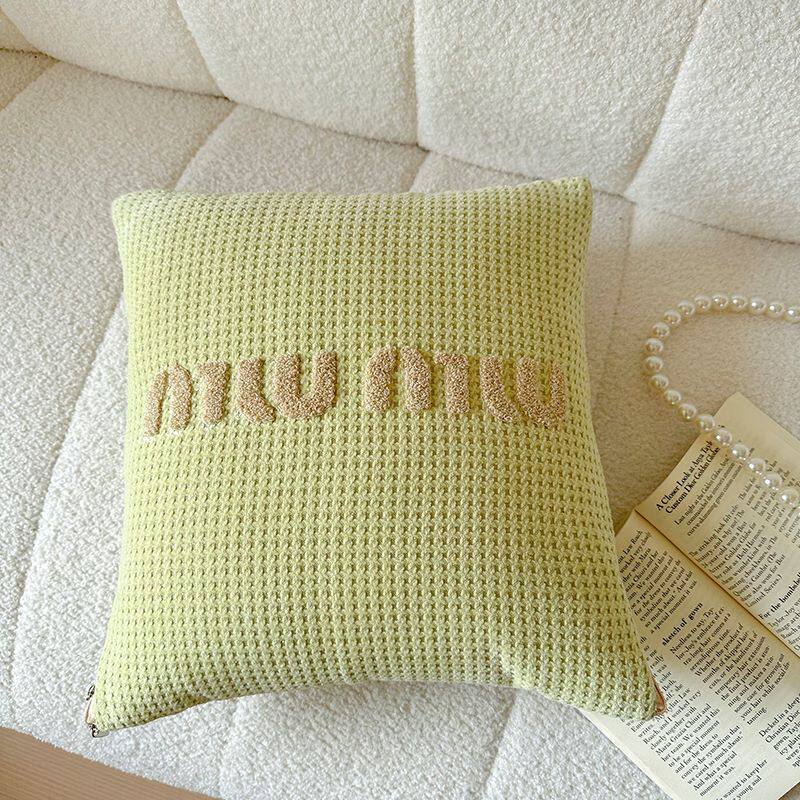 抱枕被子两用加厚办公室午睡枕头毯子二合一沙发汽车靠枕空调被子,居家布艺,抱枕被,淘宝优惠券,粉丝福利购,淘宝优惠卷