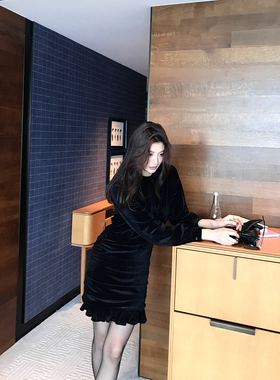 AloneSavor龙喜儿 法式贵气修身显瘦连衣裙丝绒面料女士短裙D939