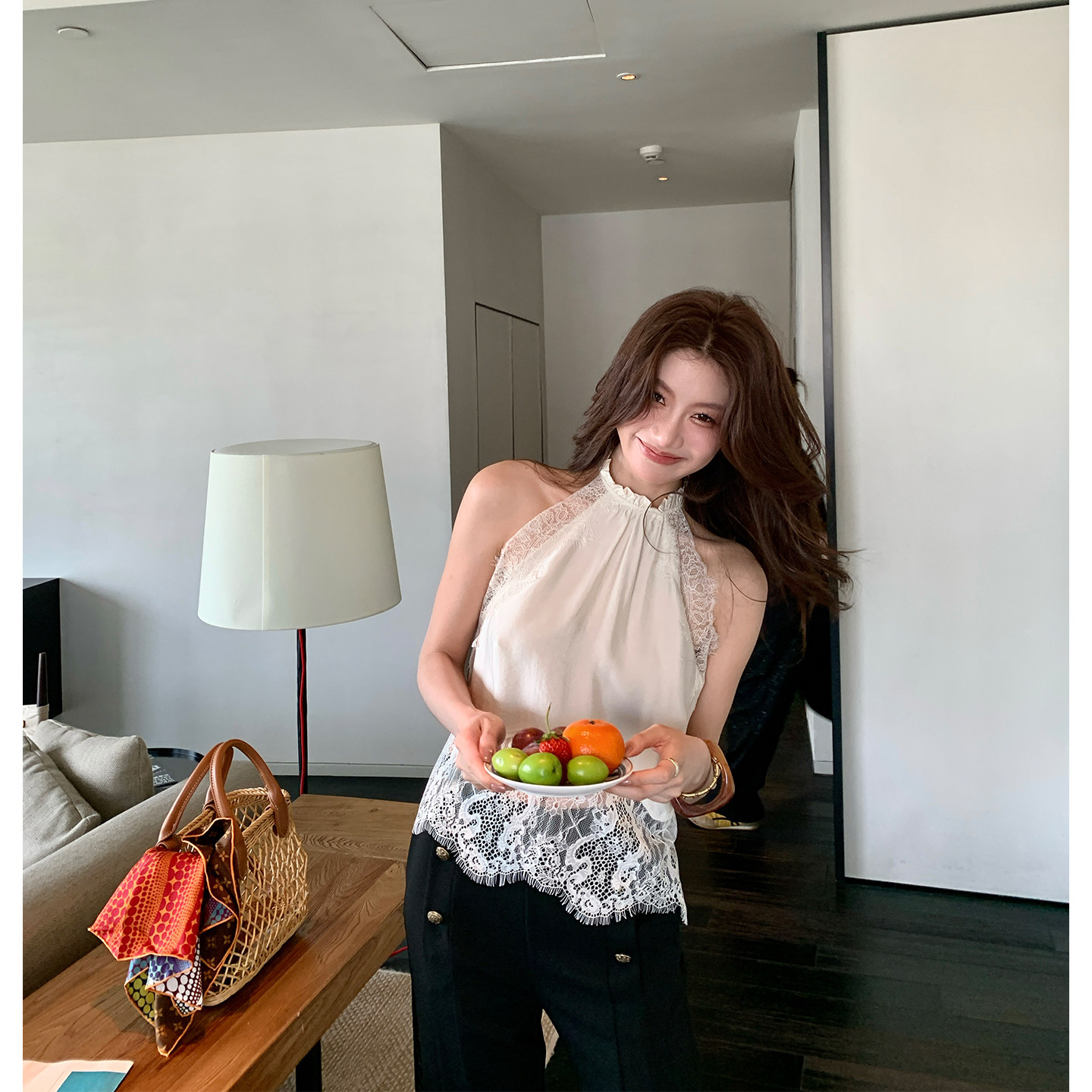 AloneSavor龙喜儿 精致高级蕾丝木耳花边小衫+绣花半裙套装女k307