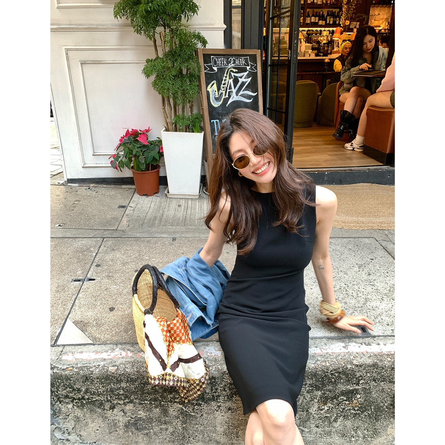 AloneSavor龙喜儿 黑色三醋酸连衣裙女短款无袖方领收腰A字裙J327