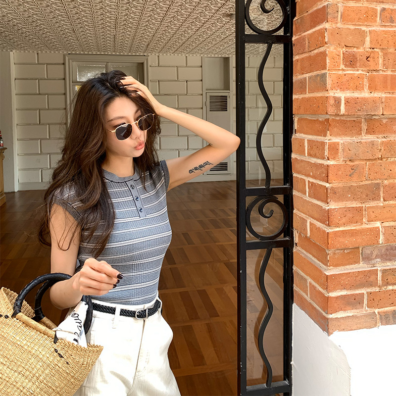 AloneSavor 龍喜儿 千金风针织衫露肩条纹气质设计感P239