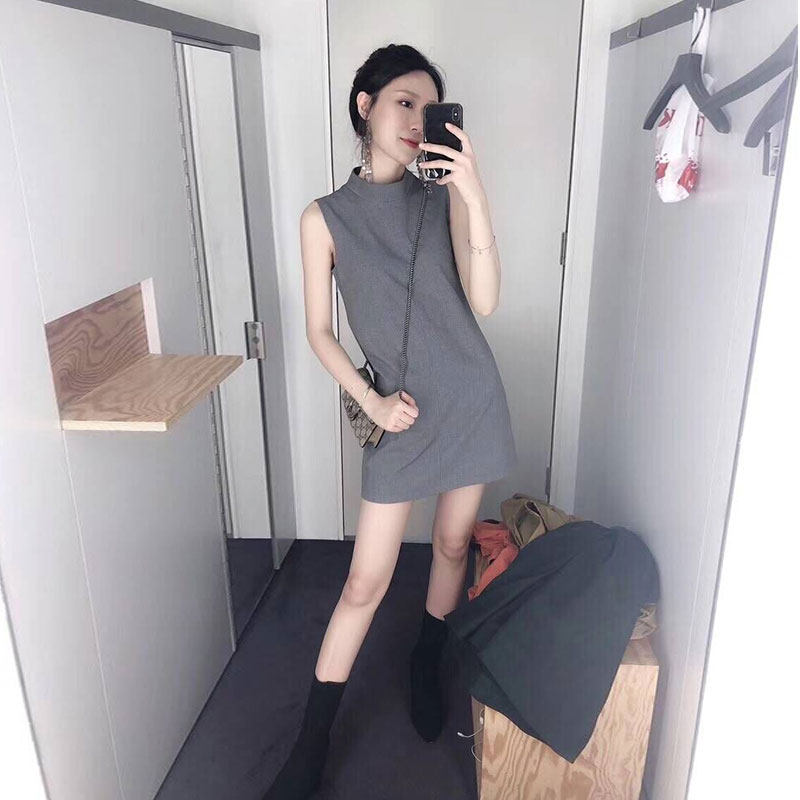 韩国女装2025夏季新款气质轻熟风复古港味显瘦小个子半高领连衣裙