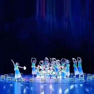 童年的夏夜舞蹈服蒲扇摇过的夏日摇啊摇外婆的澎湖湾月儿圆演出服