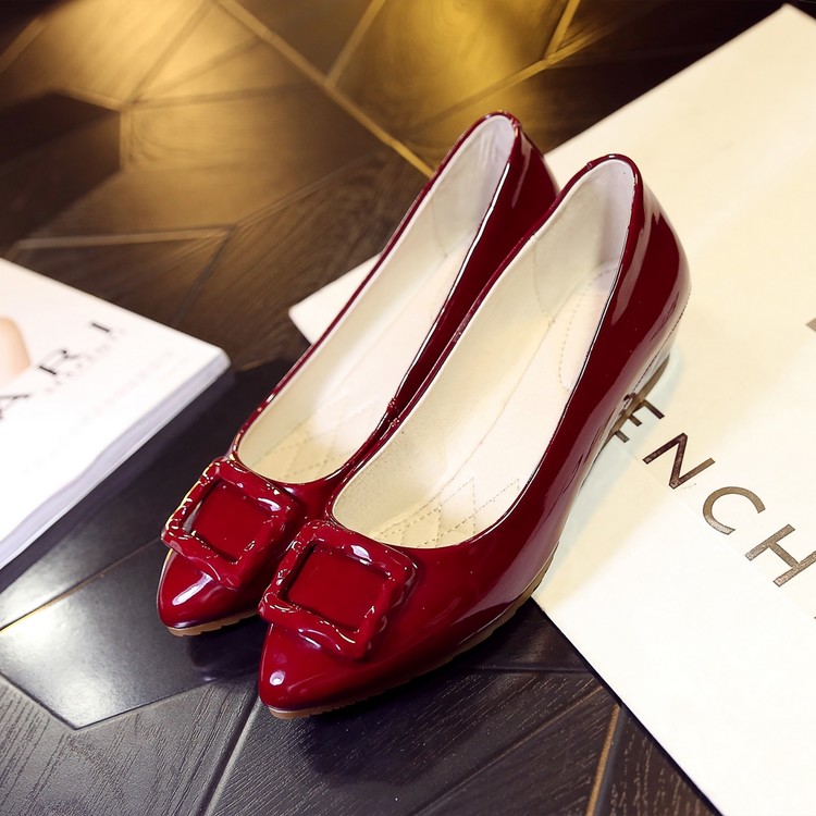 2024春季单鞋女平底尖头豆豆女鞋子软底中跟坡跟瓢鞋孕妇舒卷鞋潮