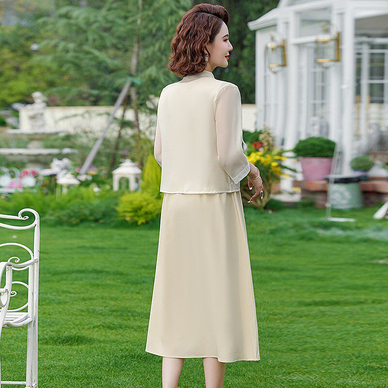 新中式妈妈连衣裙两件套2024春装新款国风裙子中老年女装夏季套装