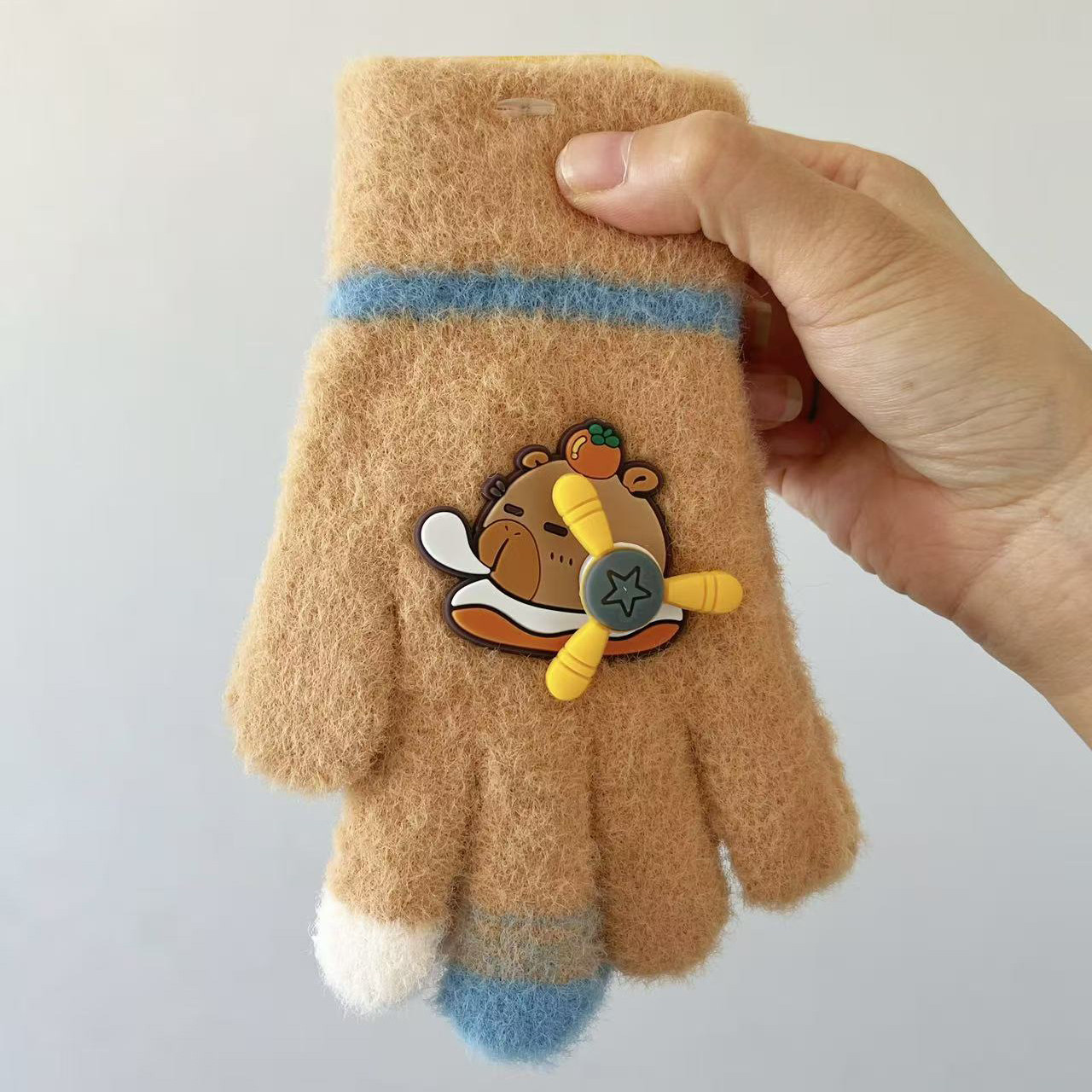 男女童长毛毛秋冬季保暖分指手套可旋转风车卡皮巴拉卡通儿童手套,服饰配件/皮带/帽子/围巾,手套,淘宝优惠券,粉丝福利购,淘宝优惠卷