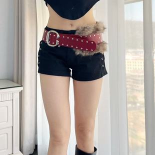 y2k辣妹毛绒铆钉腰带女红色百搭重工设计感金属扣皮带个性腰封