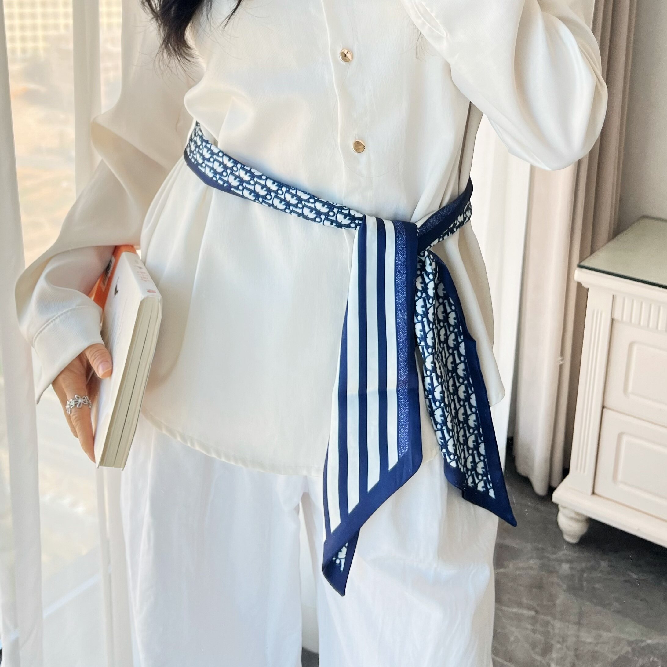 蓝色条纹小长条腰带百搭多用腰系丝巾护颈围脖子搭配衬衣裙子领带