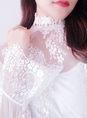 白色蕾丝打底衫女秋冬高领内搭网纱立领喇叭袖很仙的上衣超仙洋气