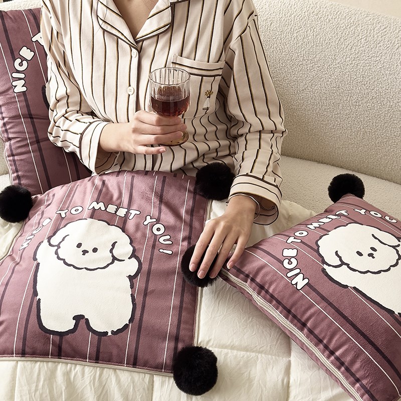 抱枕被子两用汽车枕头被夏凉被便携式四季通用车用毯子靠枕二合一