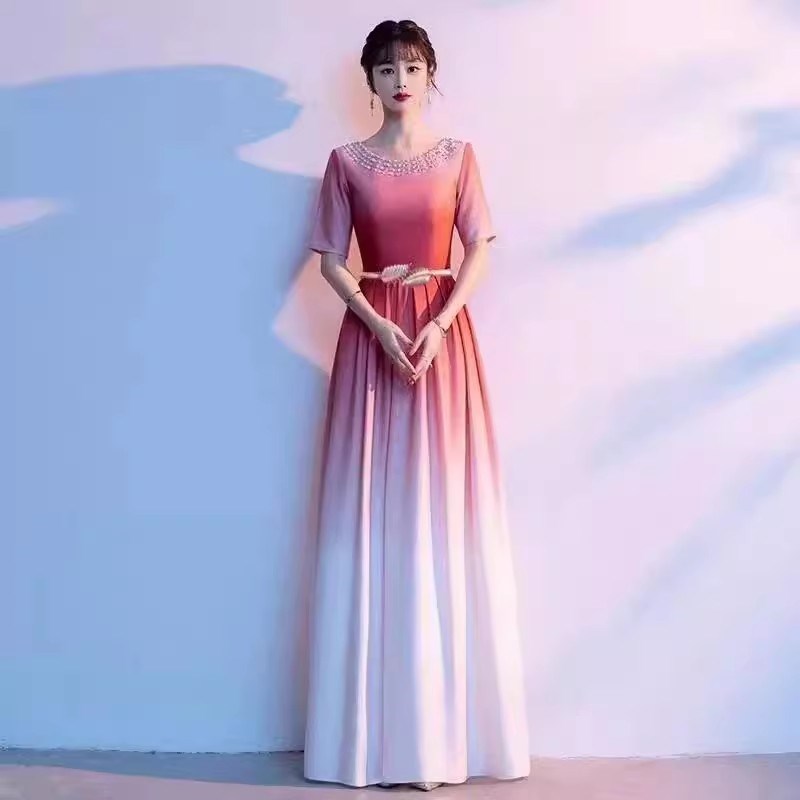 大合唱演出服女学生成人气质连衣裙公司宴会舞台表演主持人晚礼服