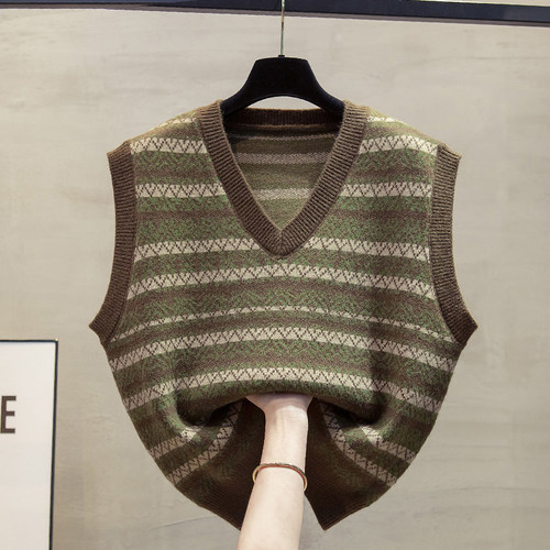 v领针织马甲背心女2025春秋新款宽松外穿马夹叠穿外搭毛衣坎肩潮